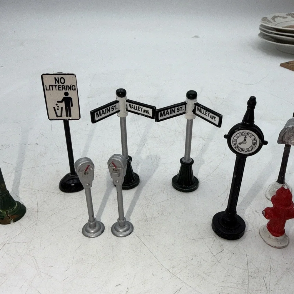 Vintage Lemax Village Main Street Sign Clock Mailbox Parking Meter Mixed LOT 11